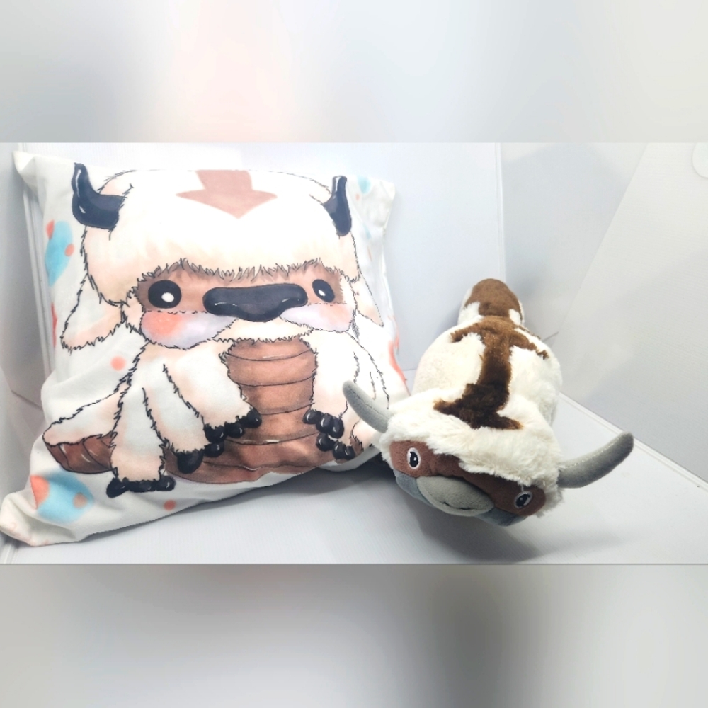 Avatar APPA Flying 6-Legged Bison 18" Plush and 18" Square Velvet Pillow Case